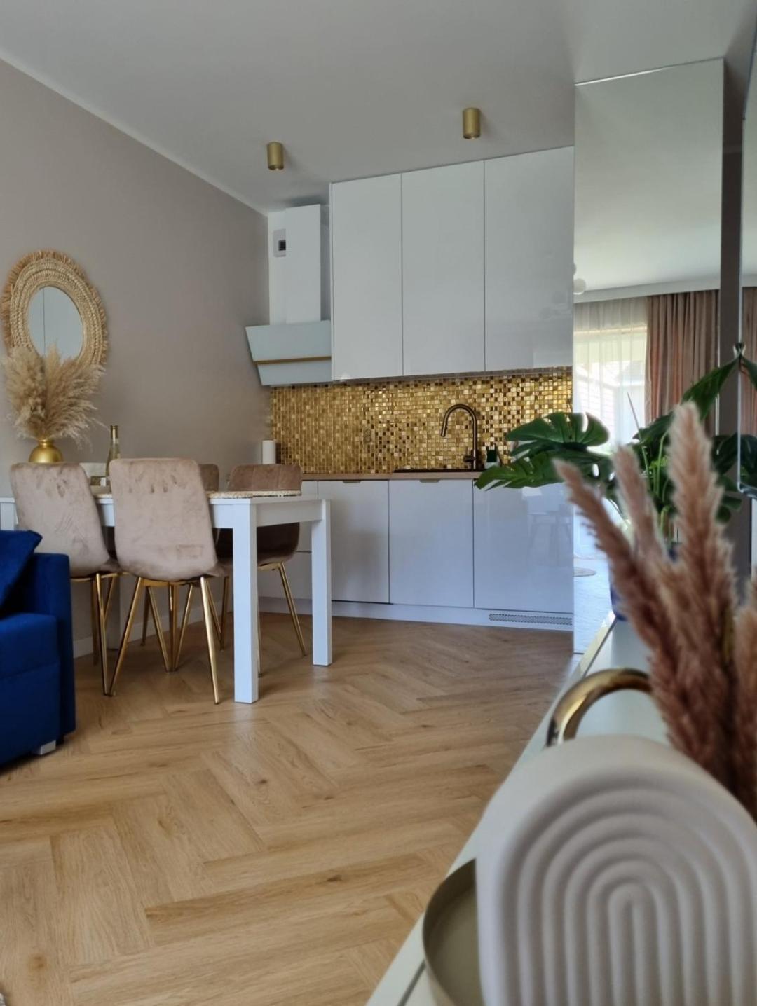 Baltic Waves Resort Baseny Bawialnia Silownia Garaz W Cenie Miedzyzdroje Kültér fotó
